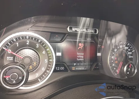 2019 Ram 1500 Laramie 4X4 5'7 Box из США, поврежденный, VIN 1C6SRFJT1KN715716